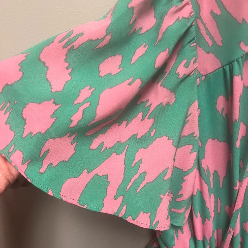 Dress - Picture 4 of 7